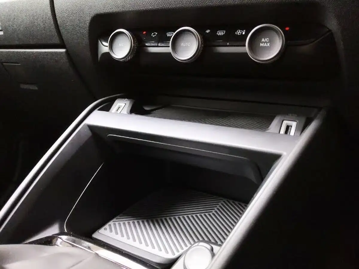 2021-citroen-c4-12-puretech-sense-plus-big-12