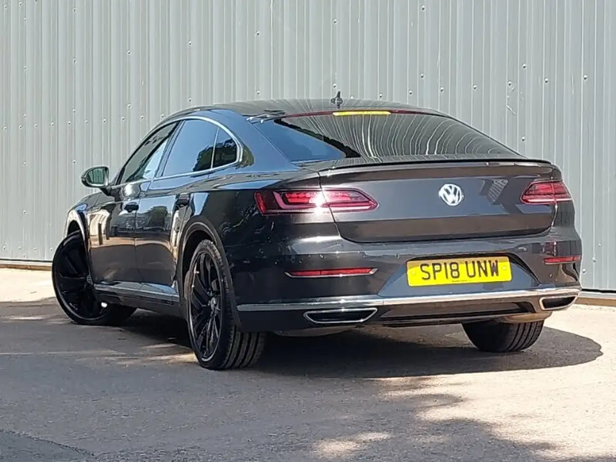 2018-volkswagen-arteon-20-tsi-r-line-190ps-ss-big-1