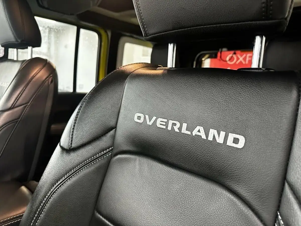 2023-jeep-wrangler-20-gme-overland-big-28