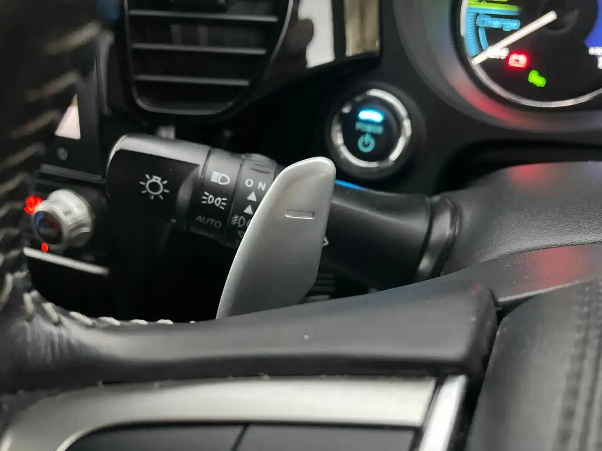 2021-mitsubishi-outlander-24-dynamic-phev-big-27