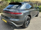 2022-porsche-macan-20-small-1