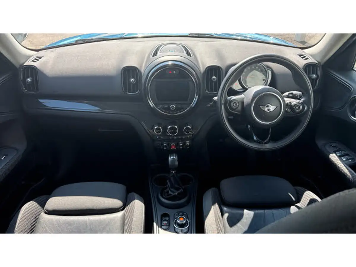 2017-mini-countryman-15-cooper-ss-all4-auto-big-3