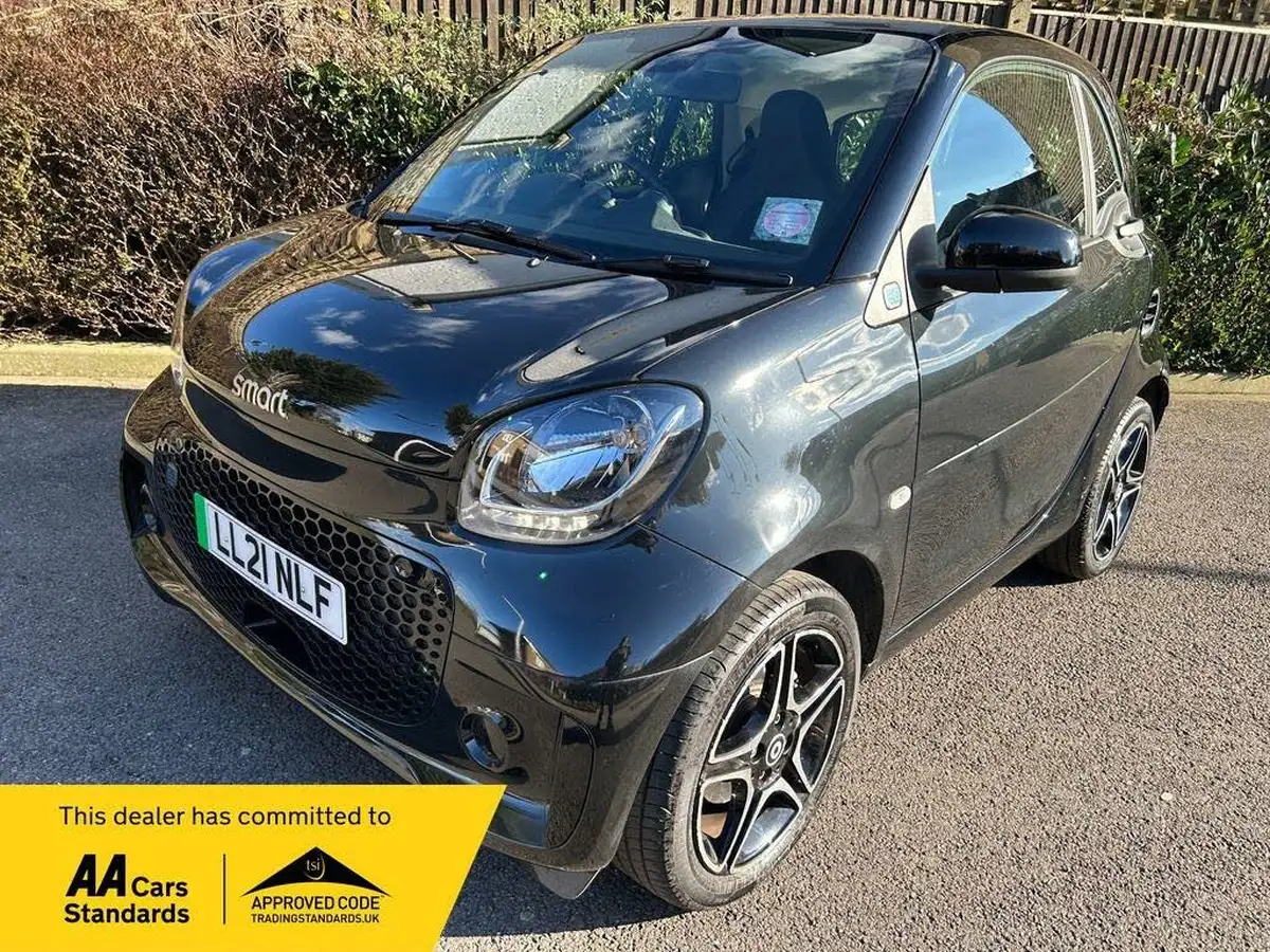 2021-smart-fortwo-eq-premium-coupe-big-0