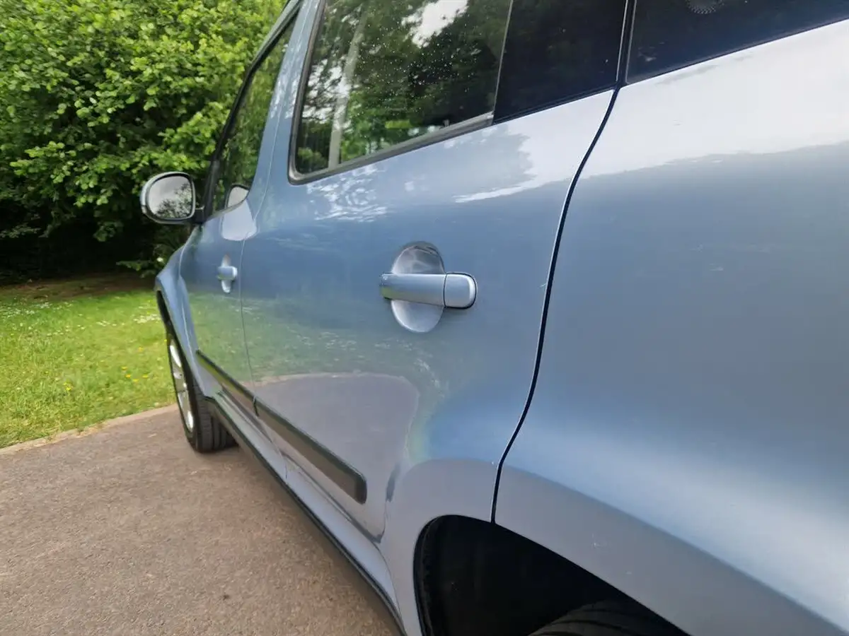 2010-skoda-yeti-12-s-big-12