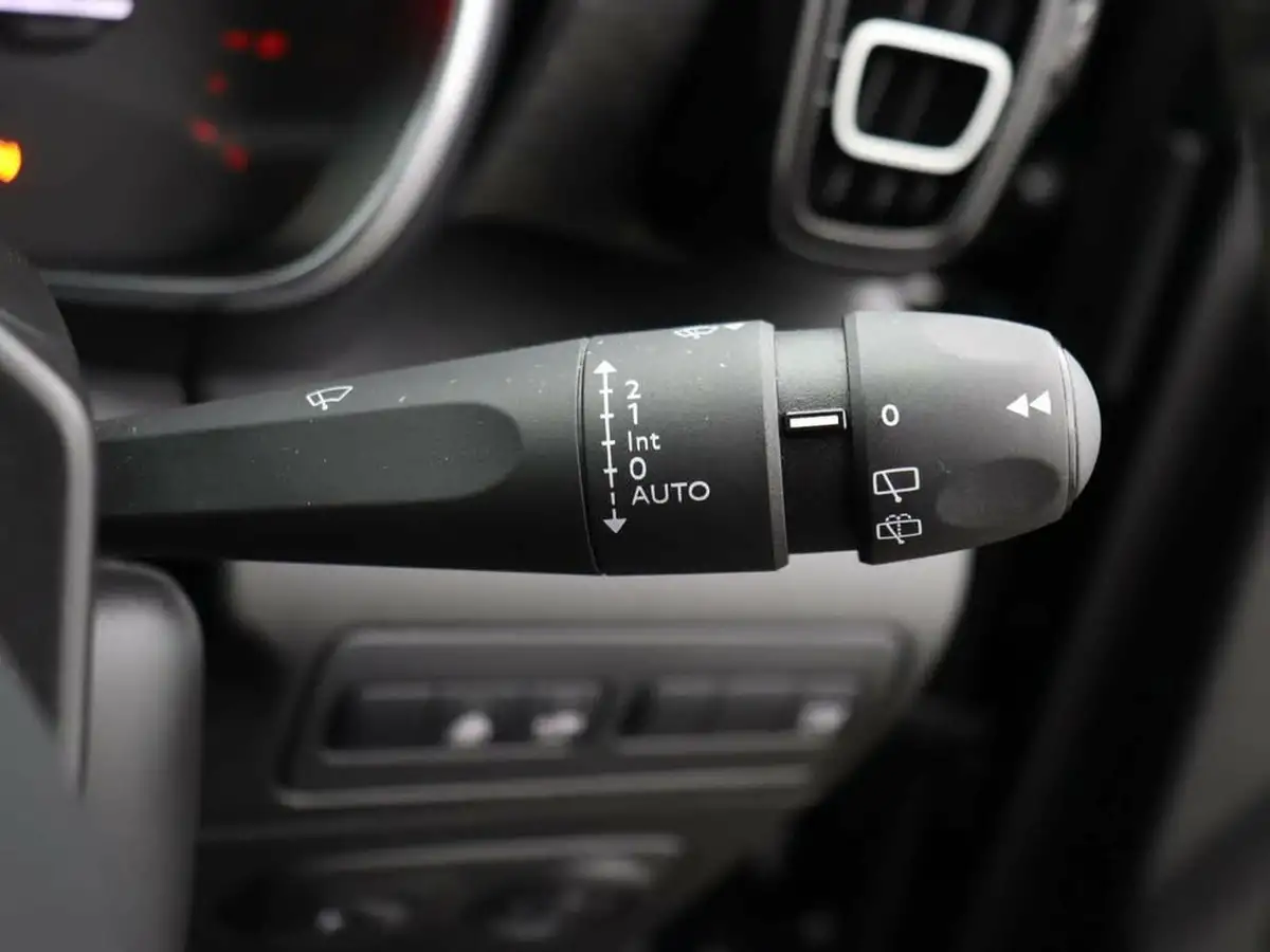 2024-citroen-c3-aircross-12-puretech-max-130ps-eat6-big-44