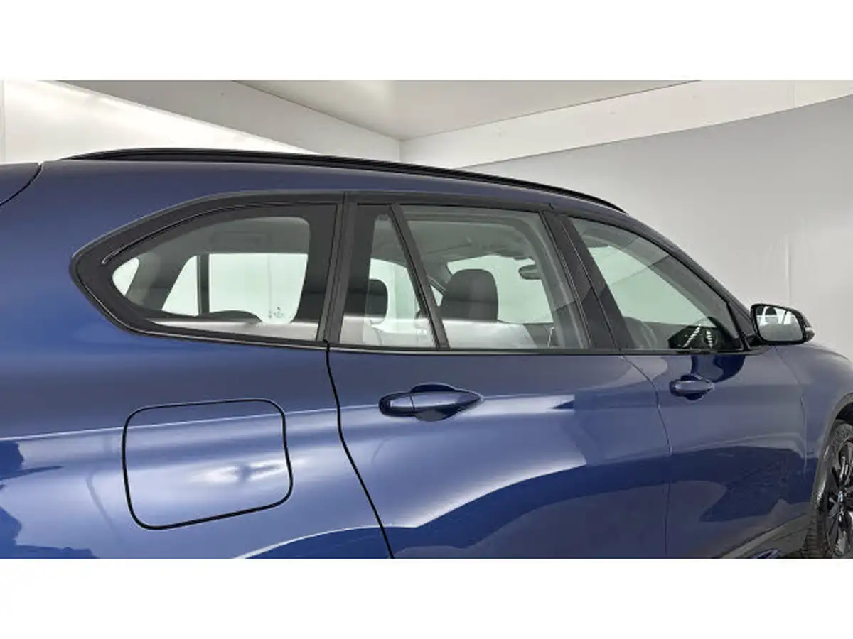 2021-bmw-x1-20-xdrive20i-sport-big-25