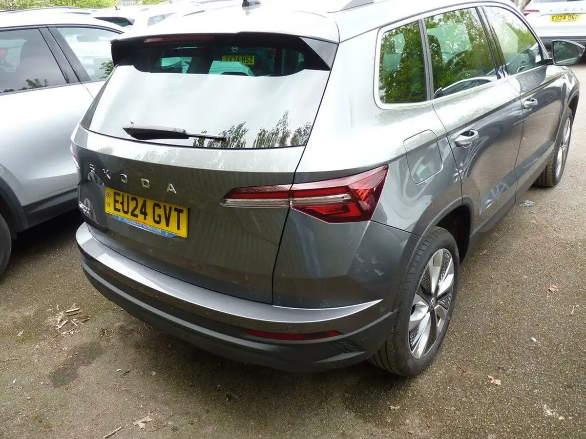 2024-skoda-karoq-15-tsi-se-l-dsg-big-7
