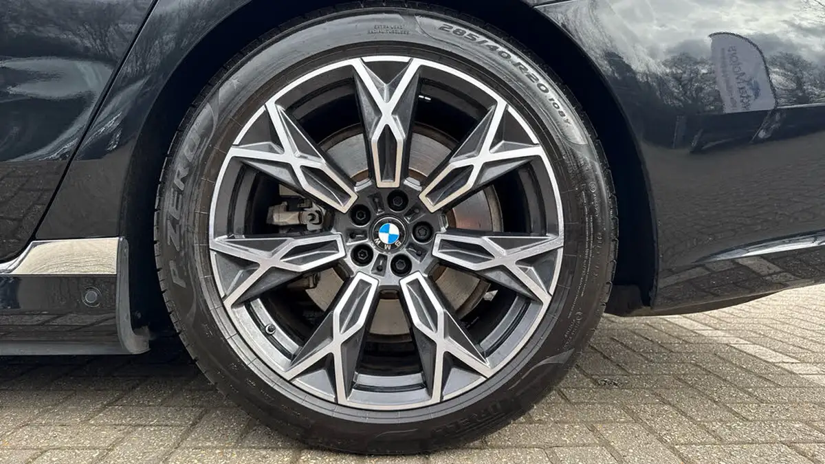 2023-bmw-7-series-e-i7-xdrive60-excellence-pro-big-14