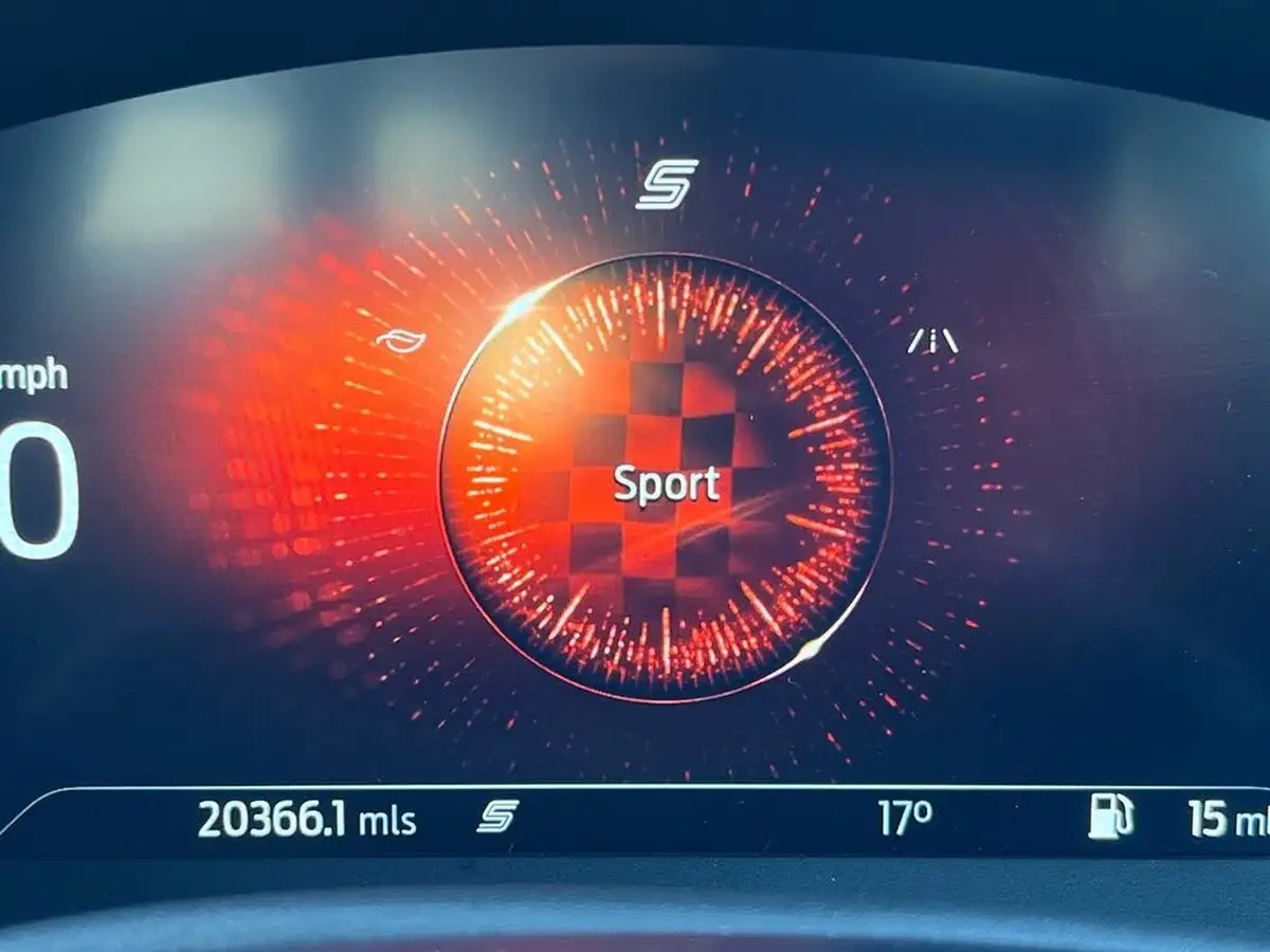 2020-ford-focus-15-st-line-x-hatchback-big-48