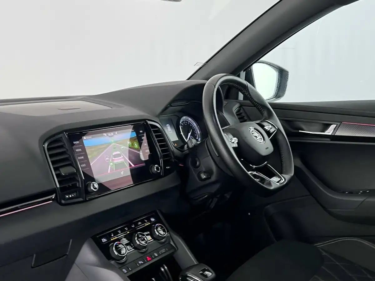 2021-skoda-karoq-15-tsi-sportline-dsg-big-16