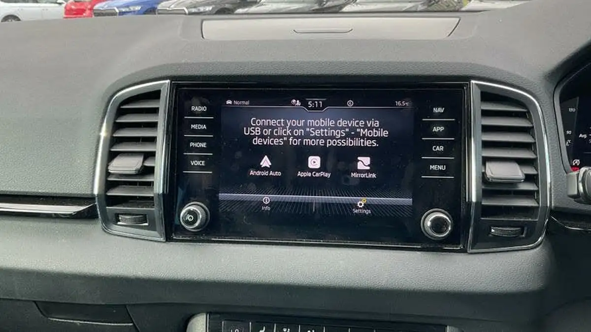 2023-skoda-karoq-10-tsi-se-l-big-13