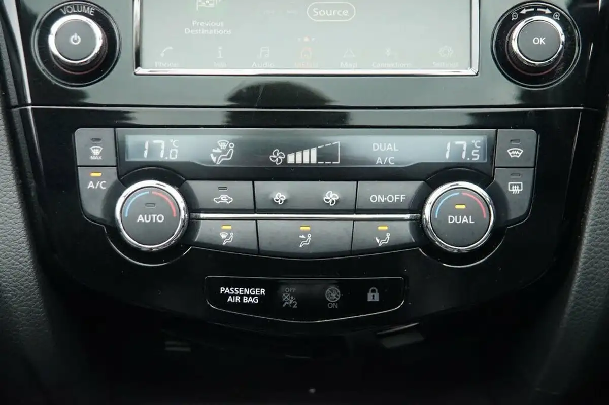 2019-nissan-qashqai-13-dig-t-tekna-140ps-big-19