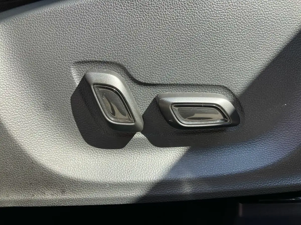 2024-mg-zs-suv-10t-gdi-exclusive-big-41