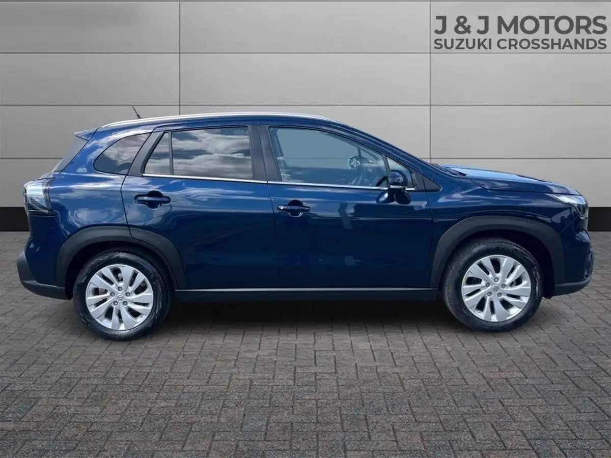 2024-suzuki-s-cross-15-motion-big-7