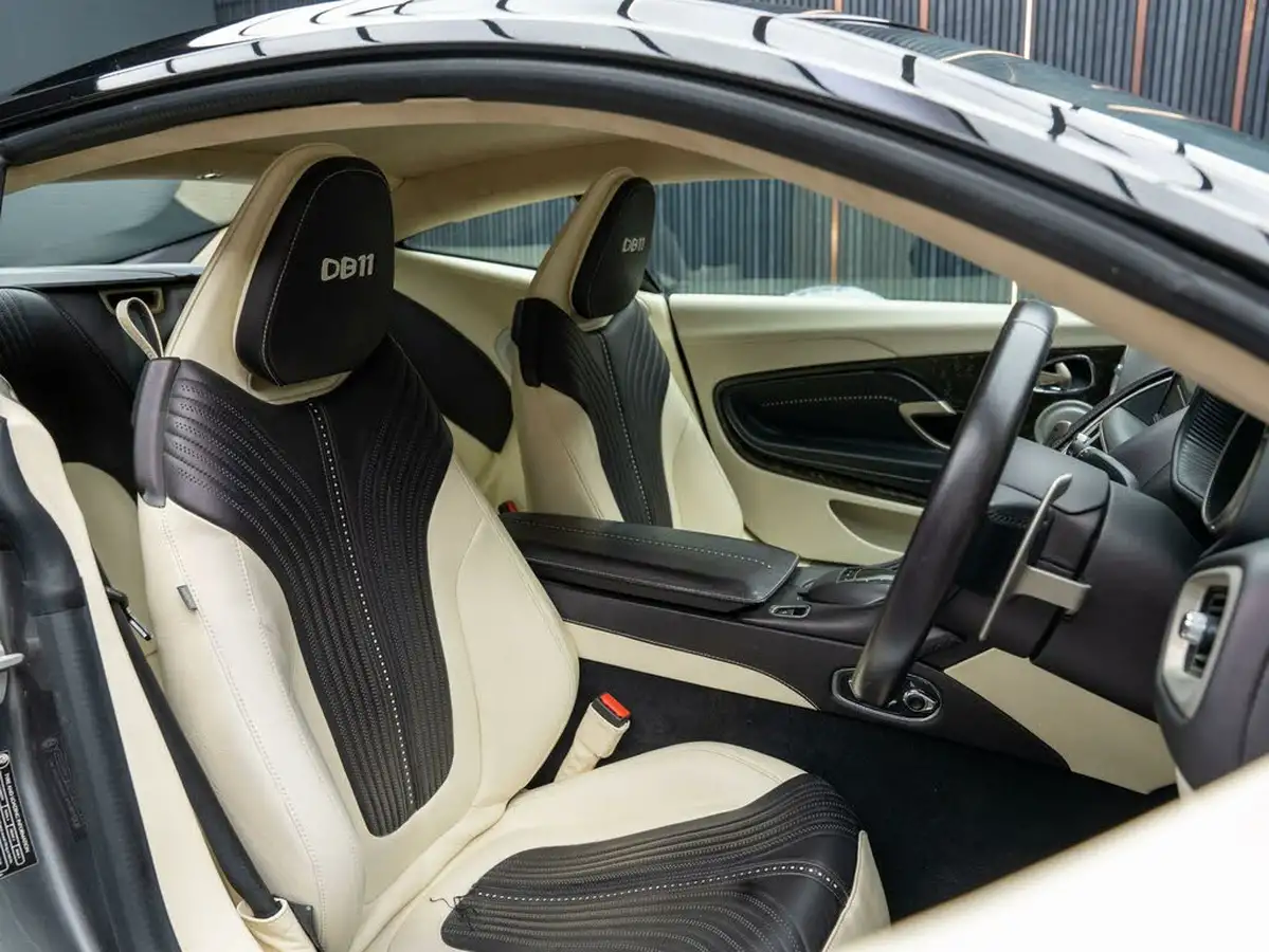2016-aston-martin-db11-52-v12-launch-edition-big-32