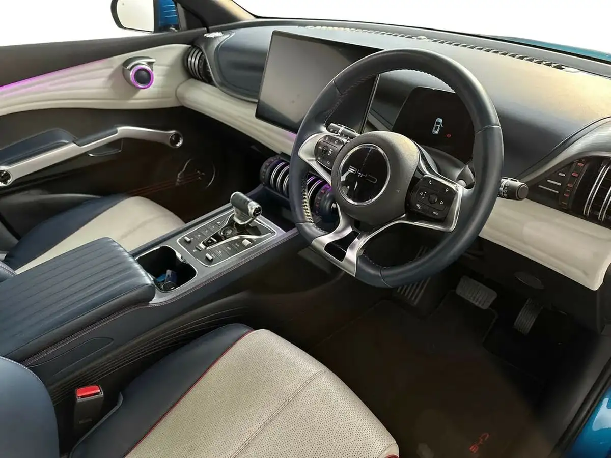 2023-byd-atto-3-e-active-big-9