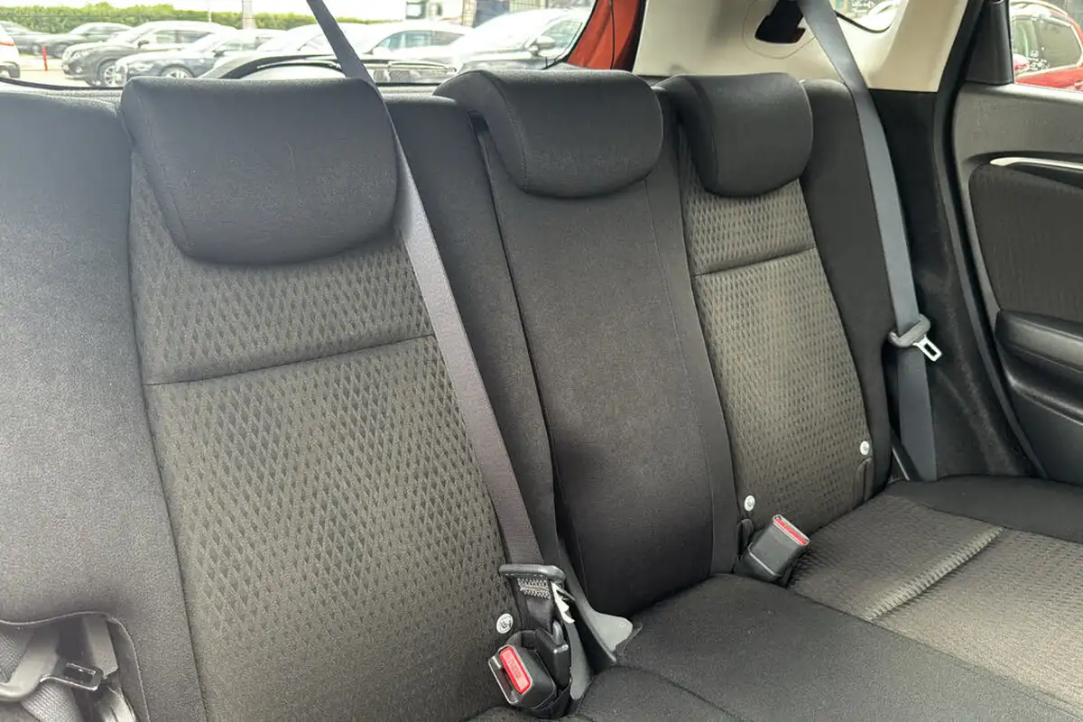 2019-honda-jazz-13-i-vtec-ex-navi-big-11