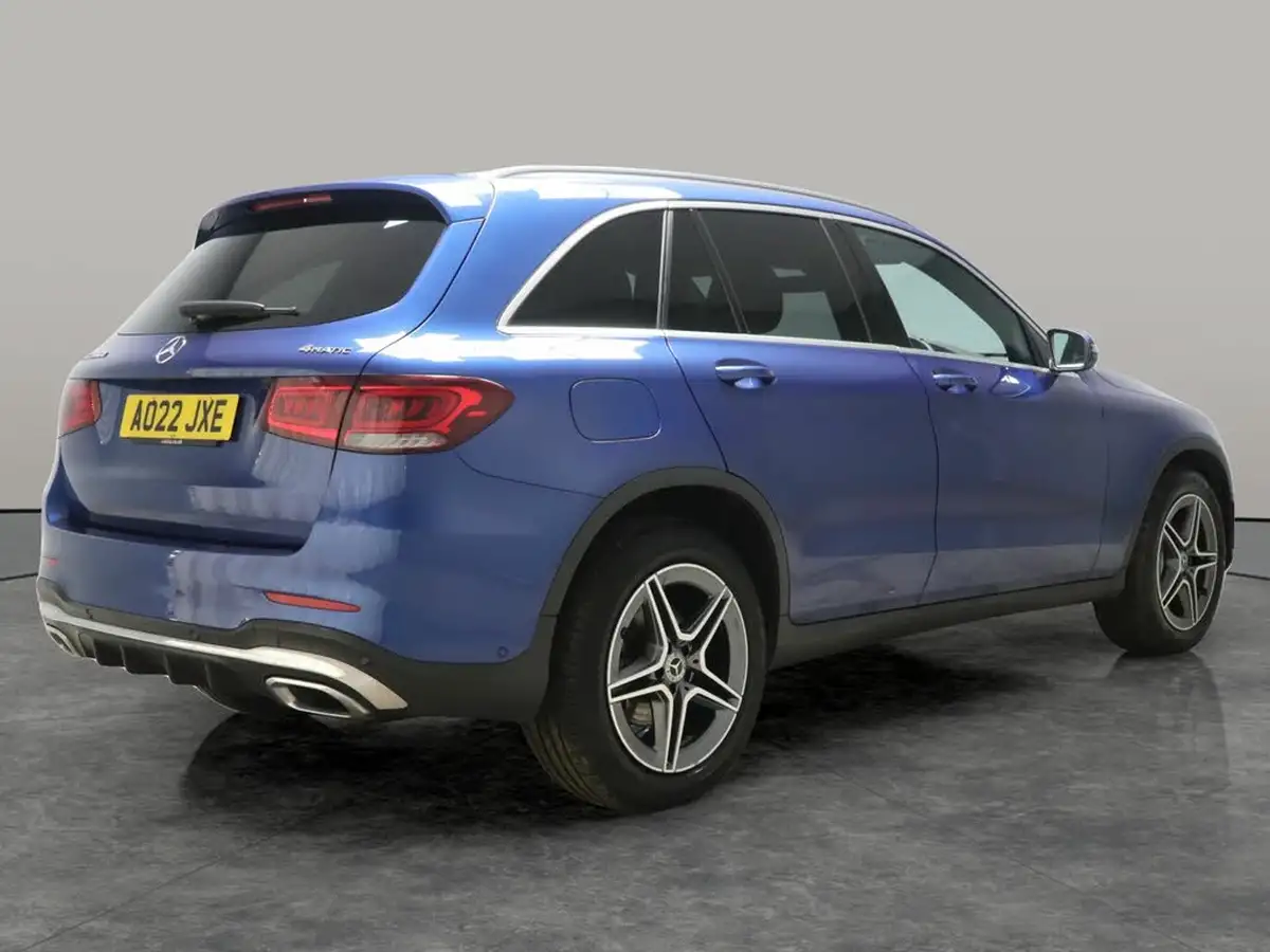 2022-mercedes-benz-glc-class-20d-glc220d-amg-line-195ps-station-wagon-5d-1950cc-4matic-plus-big-12