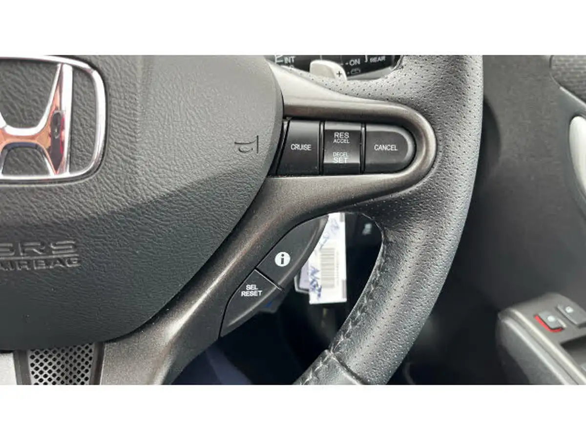 2013-honda-jazz-14-es-plus-cvt-big-38