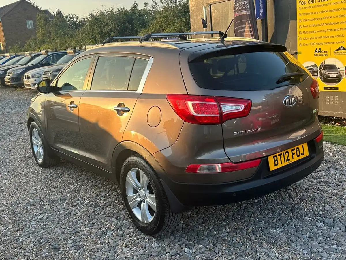 2012-kia-sportage-17td-2-big-7