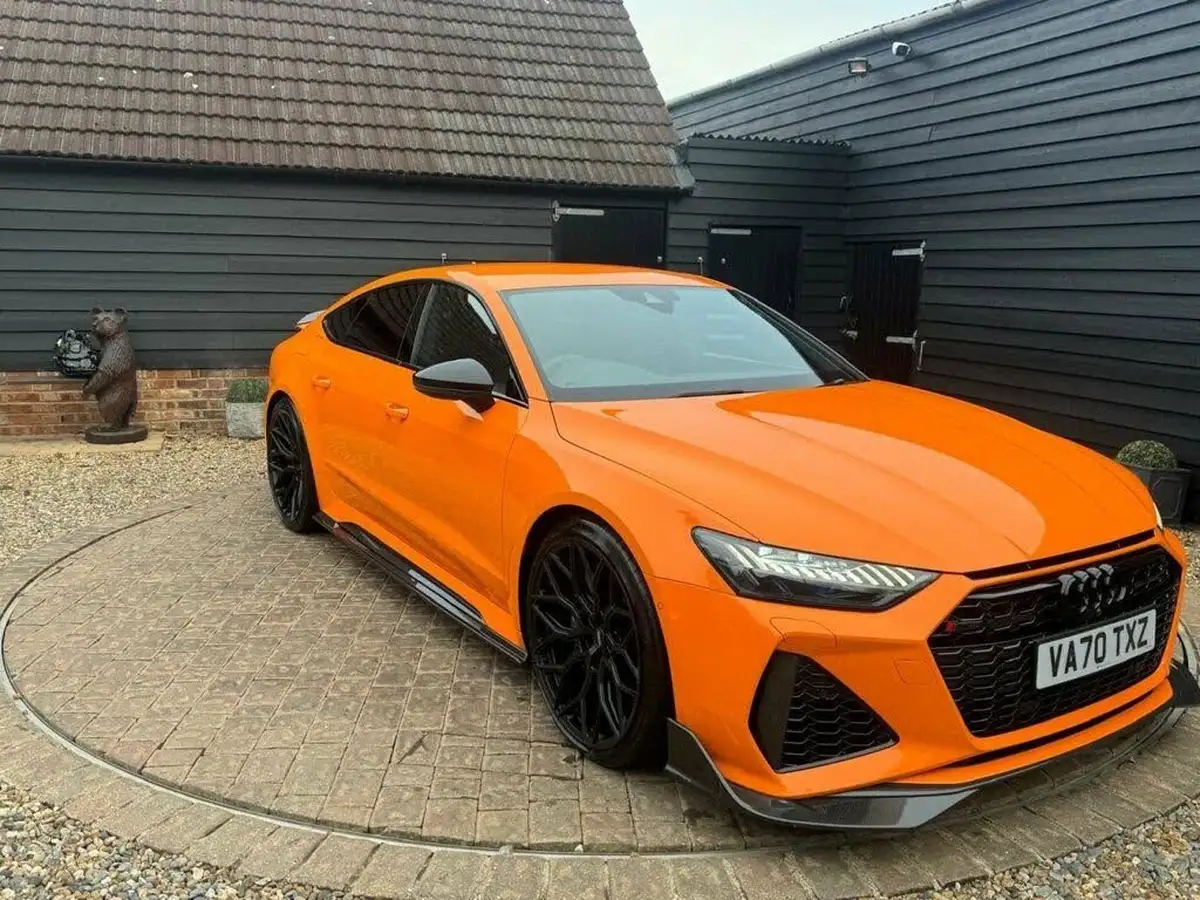 2020-audi-rs7-40-tfsi-carbon-black-big-47