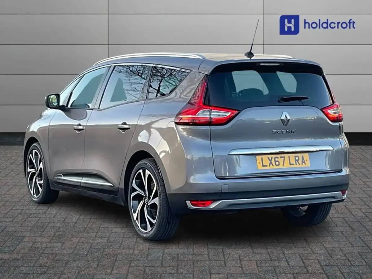 2017-renault-grand-scenic-12-tce-signature-nav-big-1