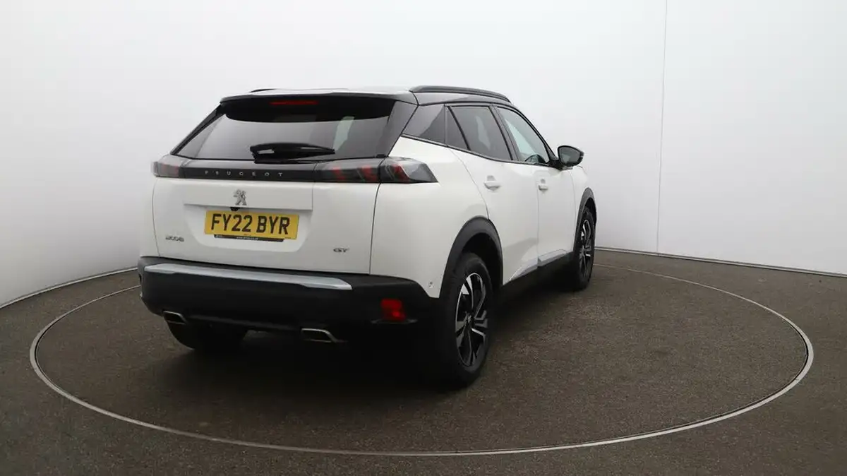 2022-peugeot-2008-suv-12-puretech-gt-big-52