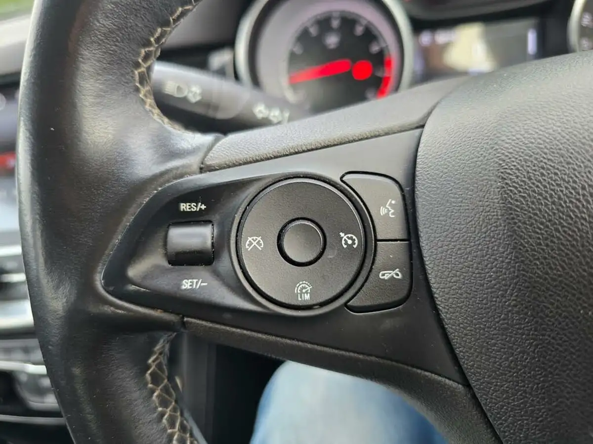 2018-vauxhall-astra-14i-16v-turbo-elite-nav-150ps-ss-hatchback-auto-big-35
