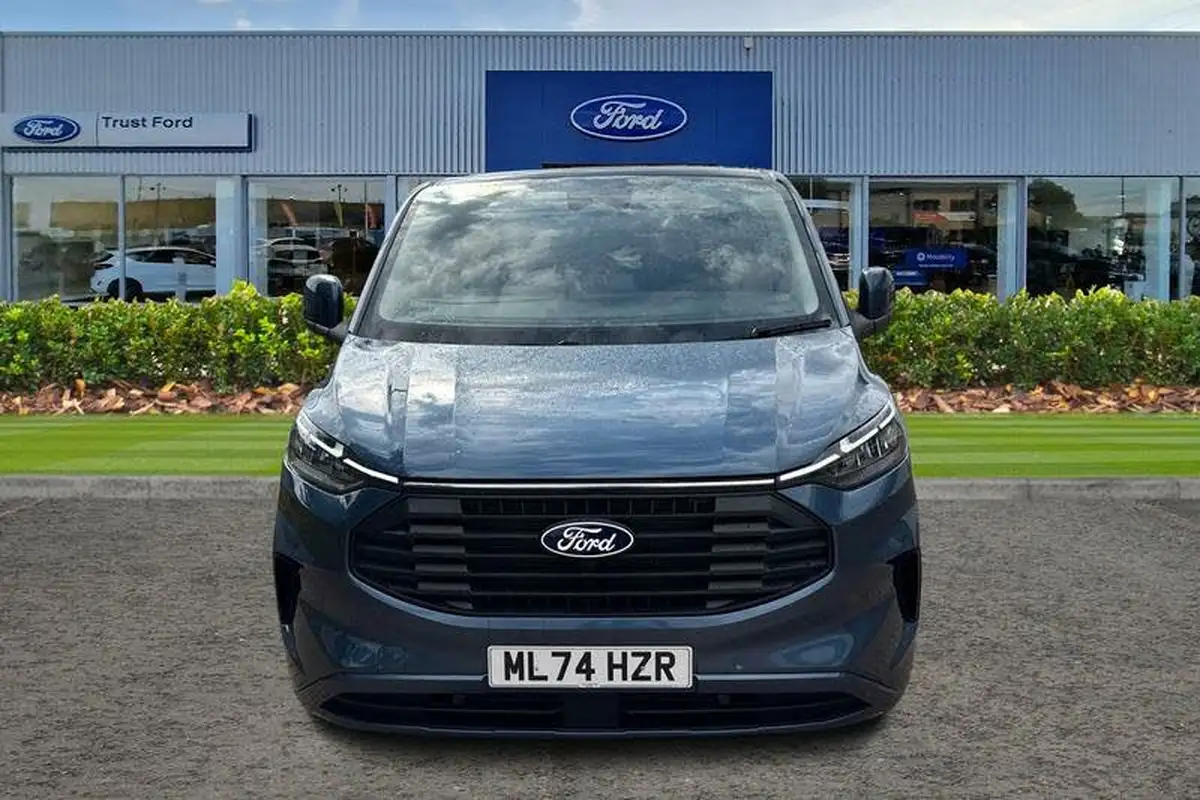 2023-ford-transit-custom-20tdci-300-l1h1-limited-136pseu6e-panel-van-1996cc-big-11