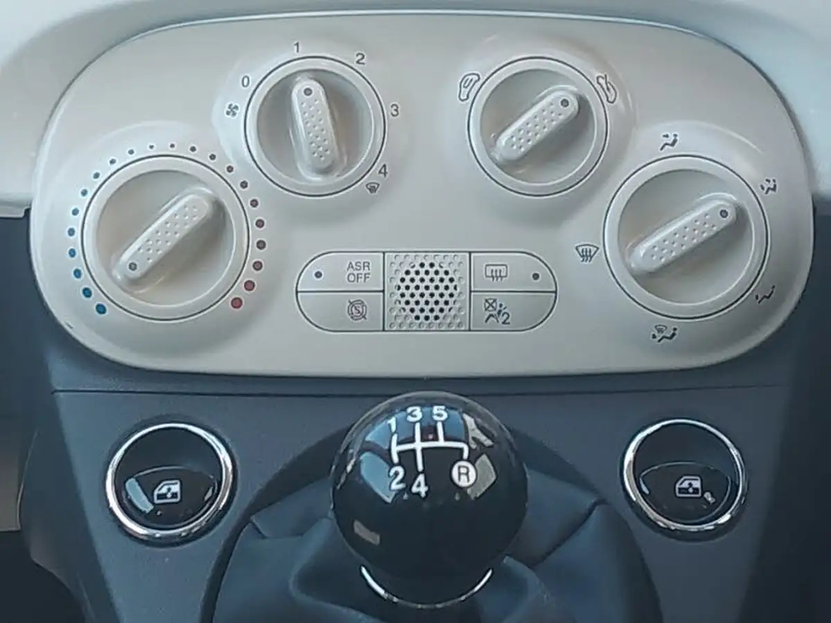 2018-fiat-500-12-pop-big-10