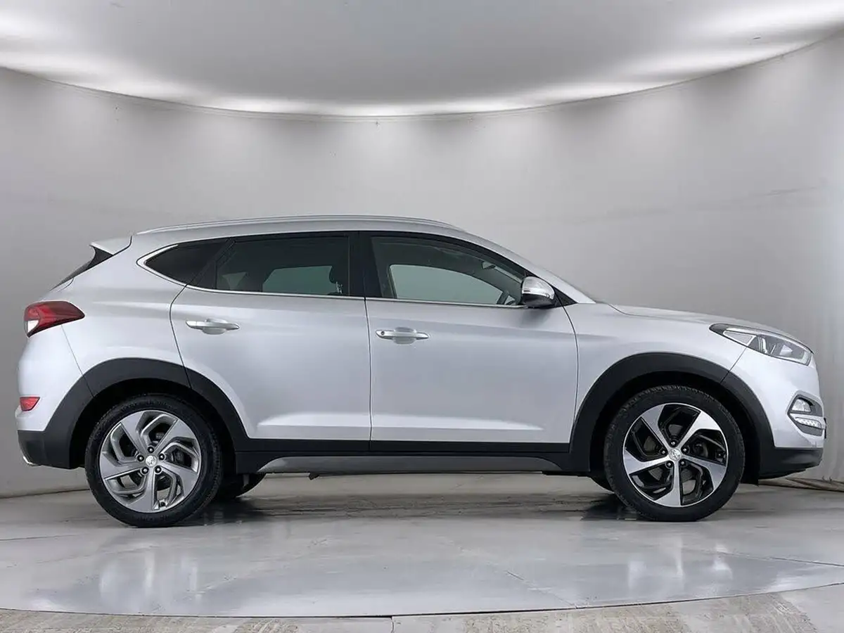 2015-hyundai-tucson-20crdi-blue-drive-premium-big-14