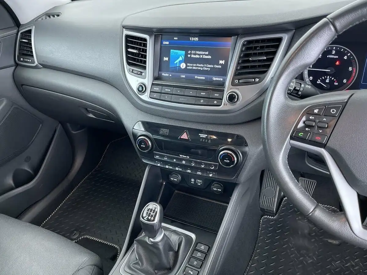 2015-hyundai-tucson-20crdi-blue-drive-premium-big-42