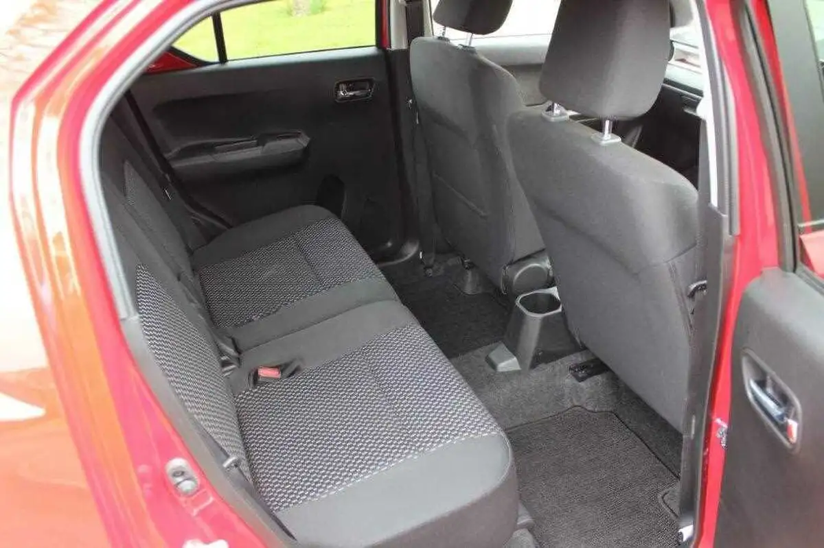 2022-suzuki-ignis-12-dualjet-sz5-big-18