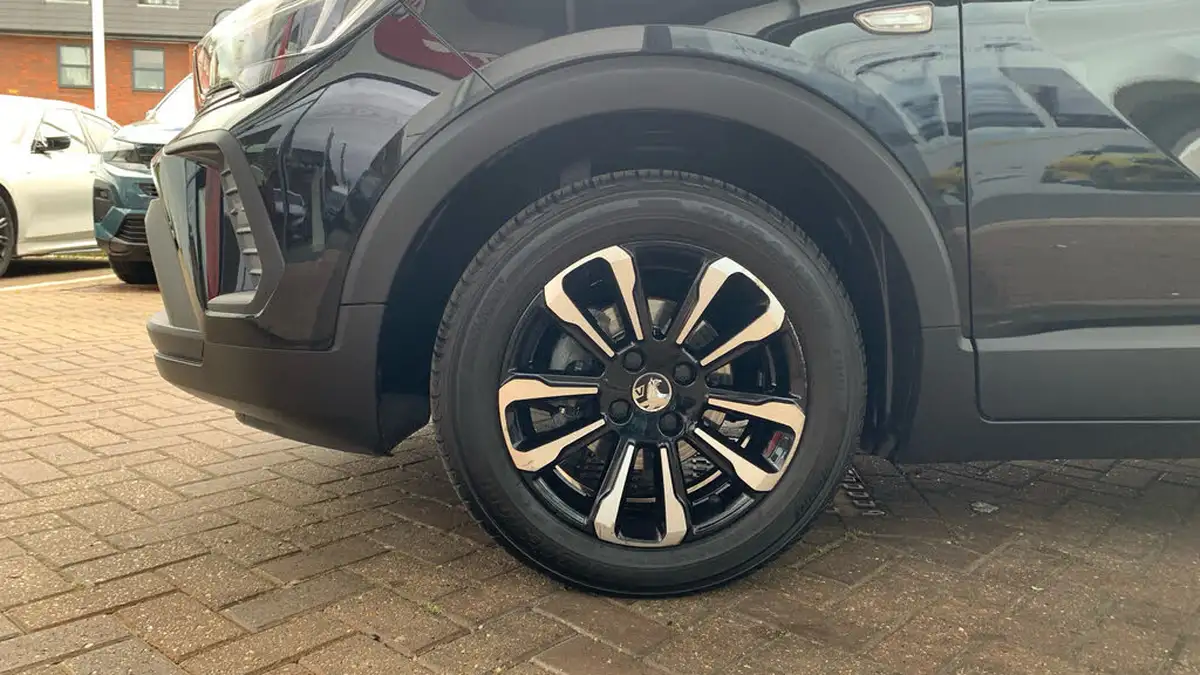 2022-vauxhall-crossland-12i-design-big-13