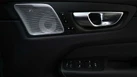 2024-volvo-xc60-20-t8-ultimate-dark-small-24