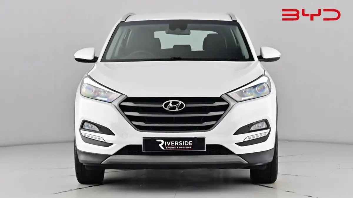 2018-hyundai-tucson-16-gdi-blue-drive-se-nav-big-3