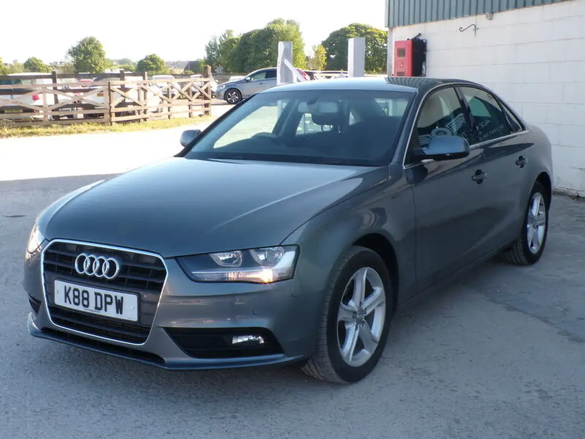 2012-audi-a4-20td-se-143ps-multitronic-big-2