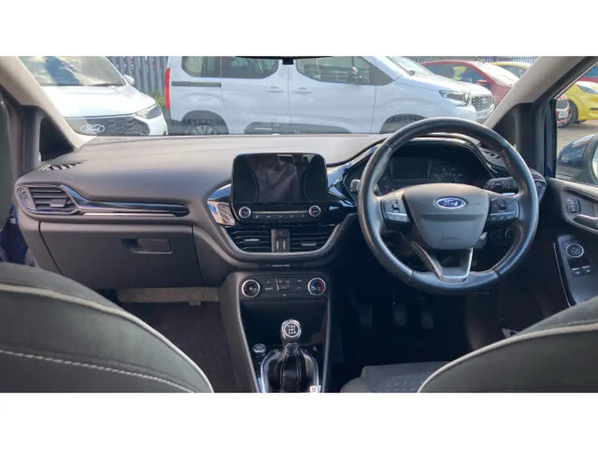 2018-ford-fiesta-11-ti-vct-zetec-3d-big-9