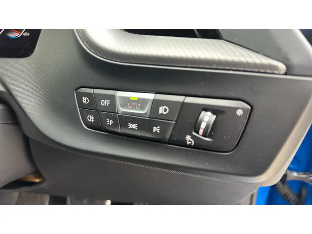 2024-bmw-2-series-15-218i-m-sport-coupe-4d-dct-big-28