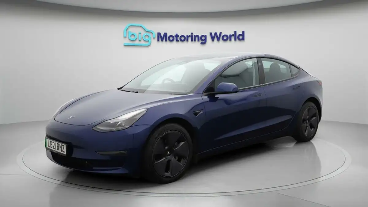 2021-tesla-model-3-e-long-range-4x4-big-3