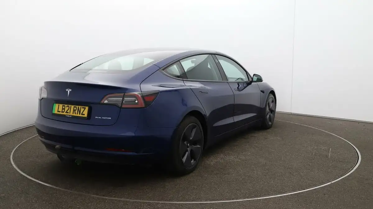 2021-tesla-model-3-e-long-range-4x4-big-55