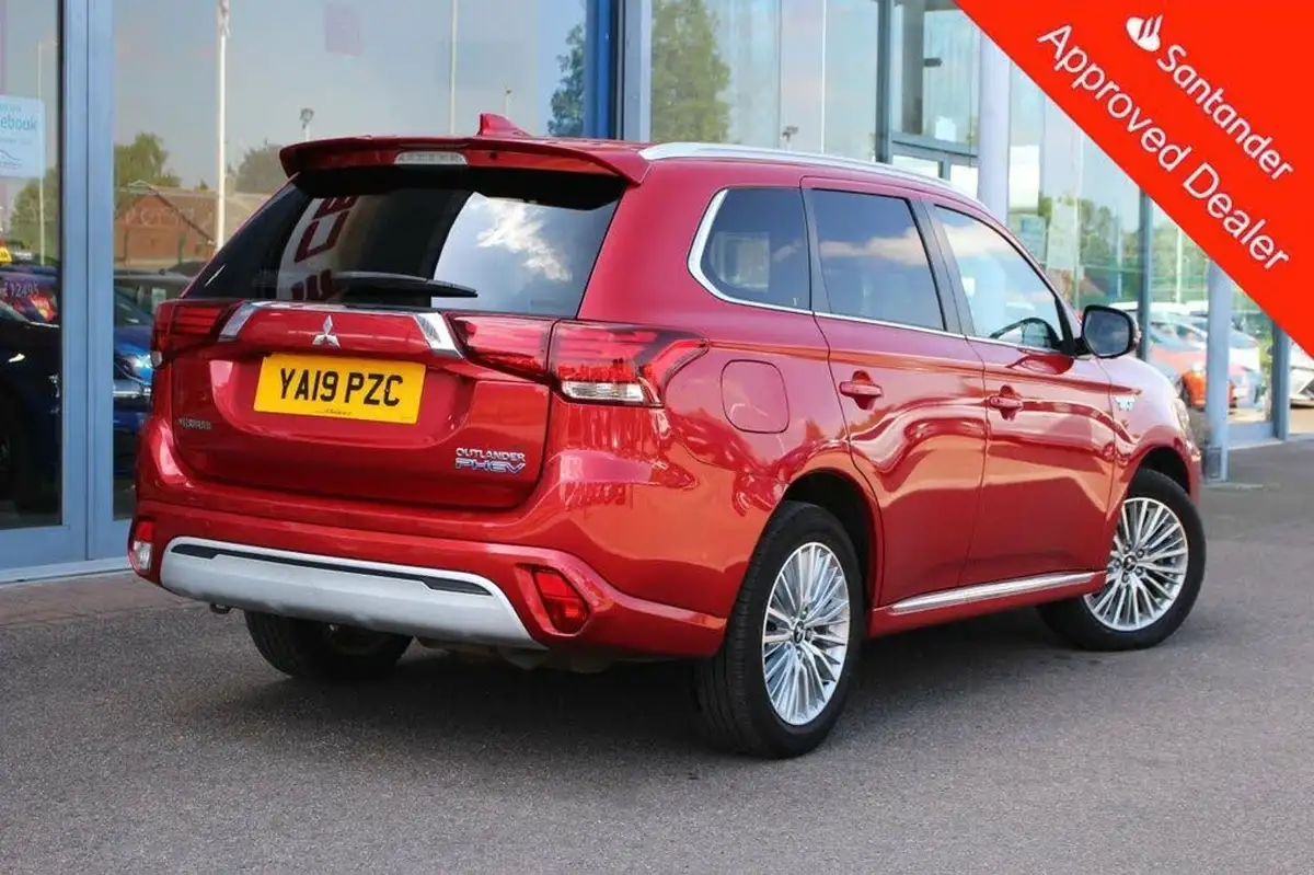2019-mitsubishi-outlander-24-4h-phev-big-2