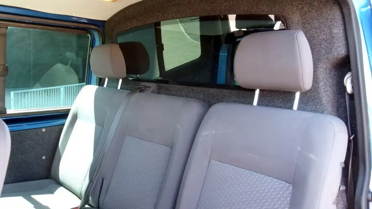 2012-volkswagen-transporter-20td-t32-140ps-swb-kombi-big-14