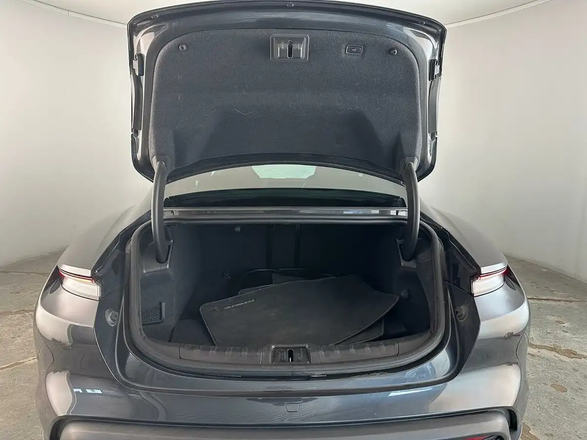 2021-porsche-taycan-e-base-476ps-performance-battery-plus-big-49