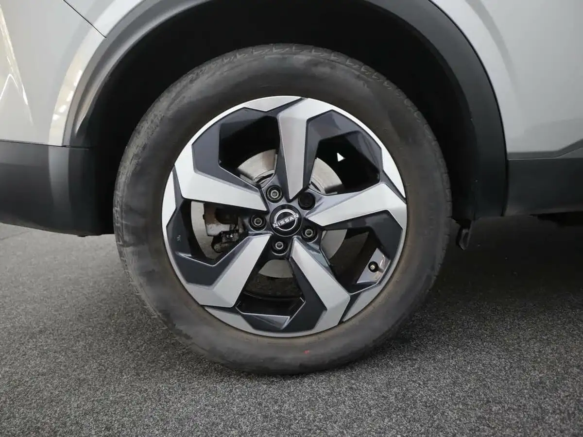 2022-nissan-qashqai-15-acenta-premium-big-6