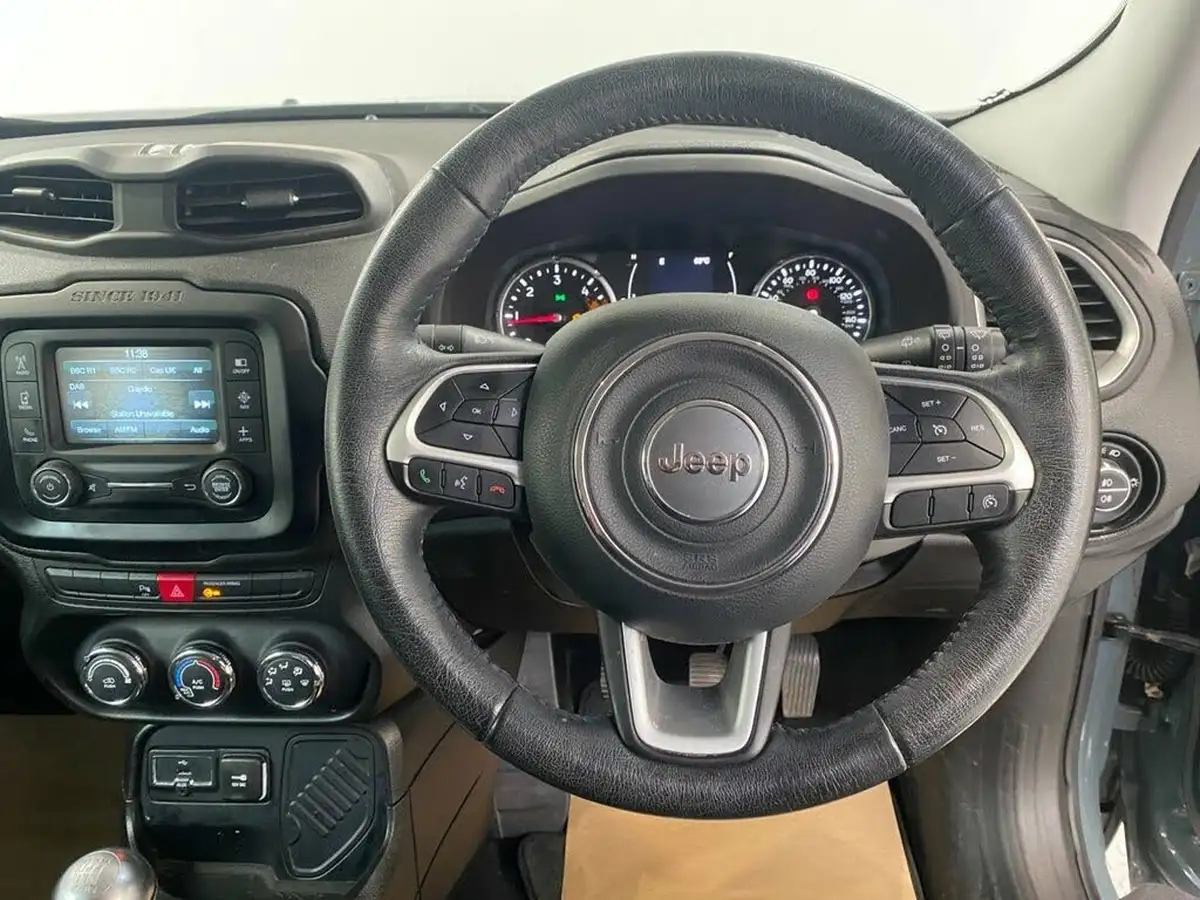 2016-jeep-renegade-16-multijet-ii-longitude-ss-big-11