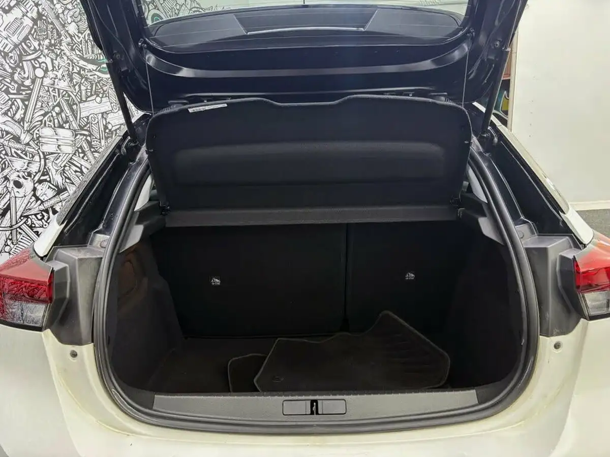 2022-vauxhall-corsa-12i-elite-edition-big-30