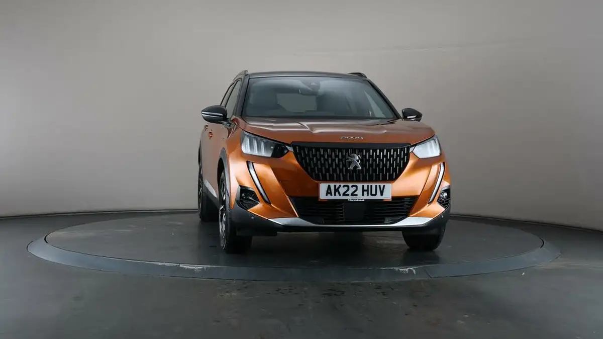 2022-peugeot-2008-suv-12-puretech-gt-big-51