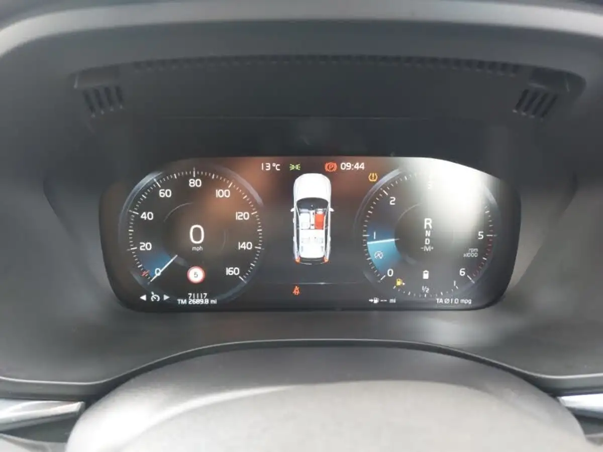 2020-volvo-xc60-20td-b5-r-design-pro-big-10
