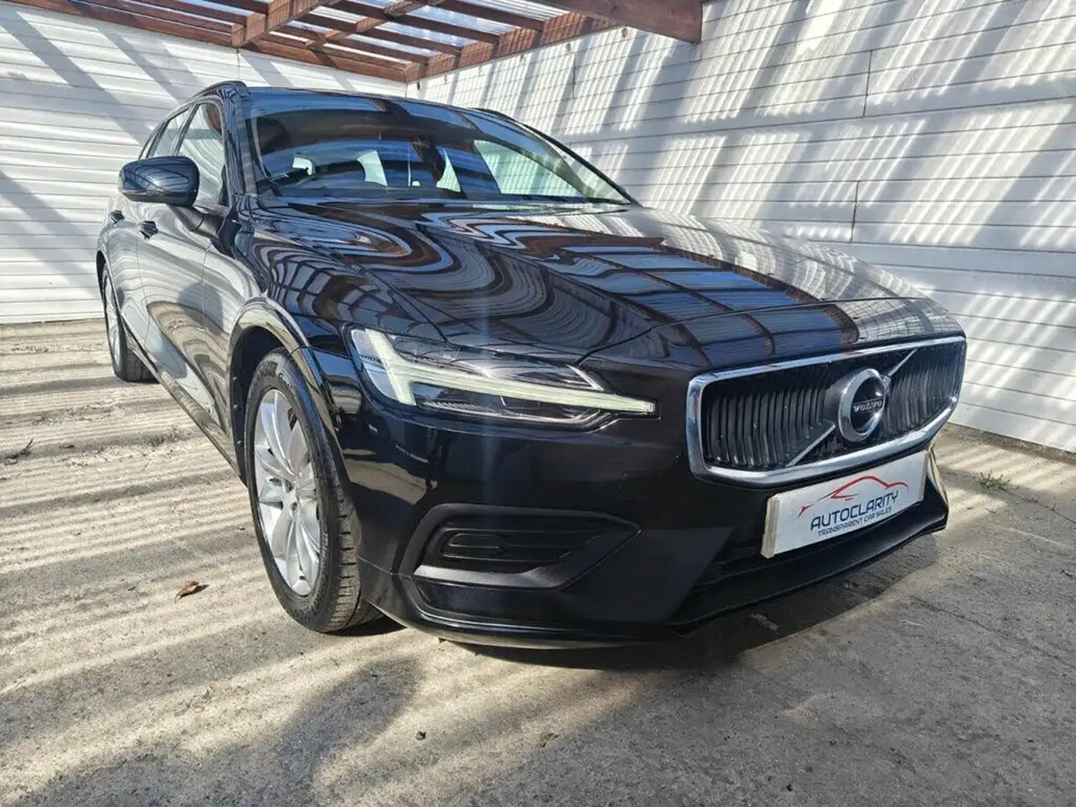 2018-volvo-v60-20td-d4-momentum-geartronic-big-5